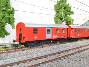 p-bauzug-spantenwagen-geraetewagen-br-br-modell-der-bauart-diho-br-wagennummer-40-81-94-34-717-0-br-oebb-p-1527-2-1527-2.jpg