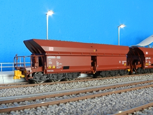 p-erzwagen-mit-beladung-br-br-modell-des-db-ag-faals-150-br-wagennummer-82-80-666-4-118-8-p-1303-2-1303-2.jpg