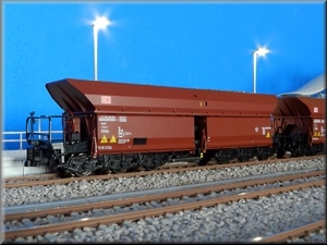 p-erzwagen-mit-beladung-br-br-modell-des-db-ag-faals-150-br-wagennummer-82-80-666-4-122-0-p-1304-2-1304-2.jpg