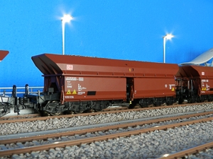 p-erzwagen-mit-beladung-br-br-modell-des-db-ag-faals-150-br-wagennummer-82-80-666-4-173-3-p-1304-4-1304-4.jpg