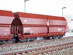 p-selbstentladewagen-br-br-modell-des-db-ag-fals-183-br-wagennummer-82-80-664-3-005-3-p-1098-6-1098-6.jpg