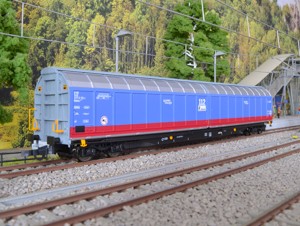 roco-6600001-1982-2.jpg
