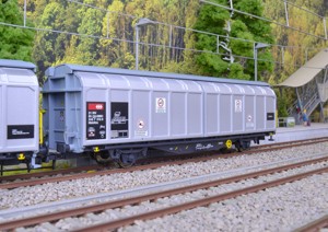 roco-6600110-1988-4.jpg
