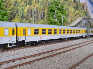 roco-74013-1973-4.jpg