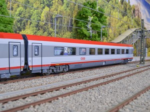 roco-74047-1990-8.jpg
